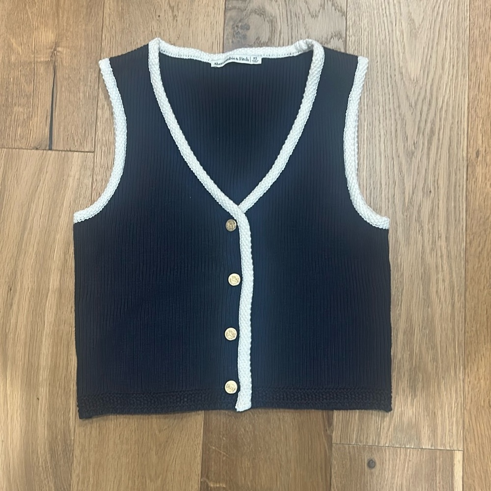 Abercrombie and Fitch knit top